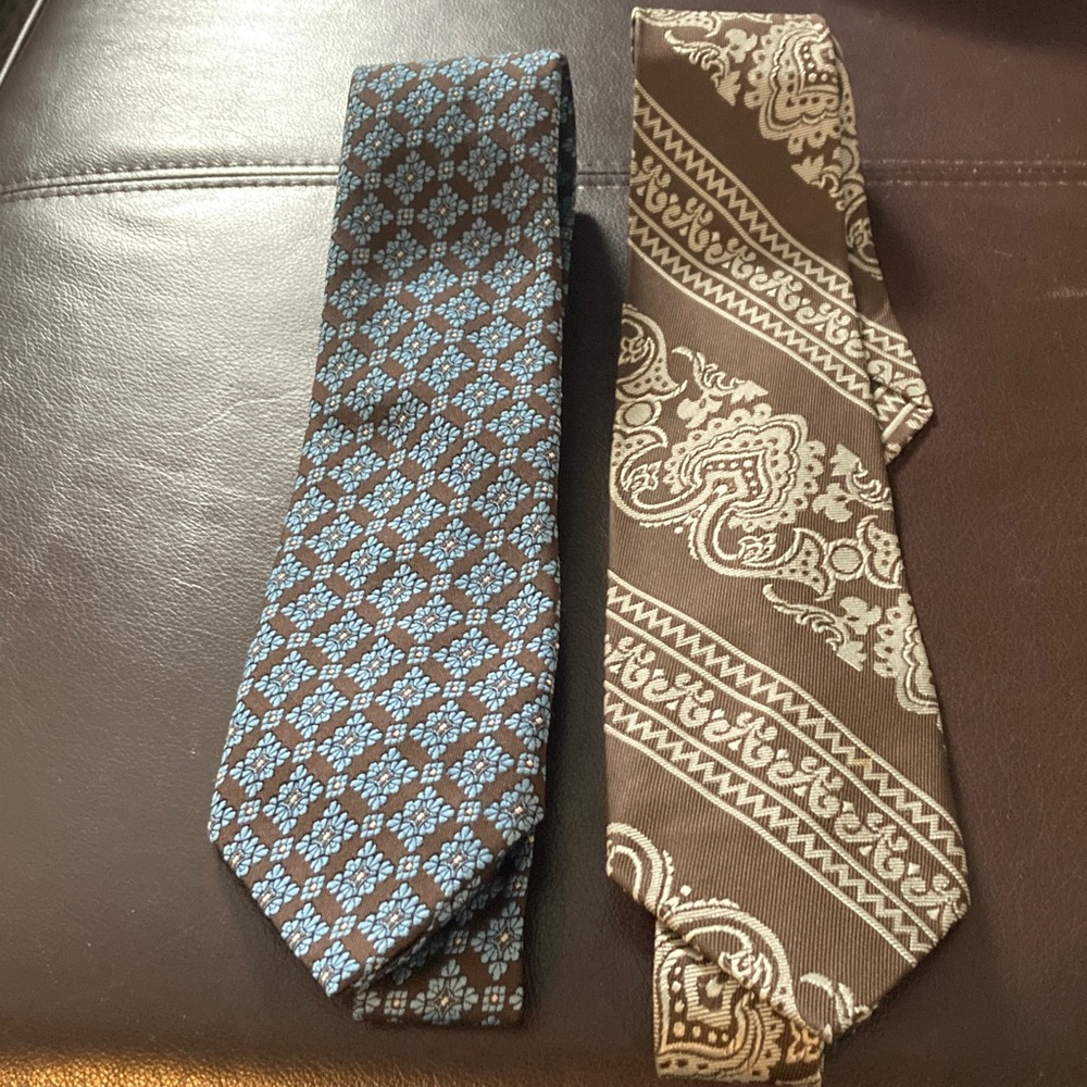 Vintage Elegant Brown and Blue Patterned Ties